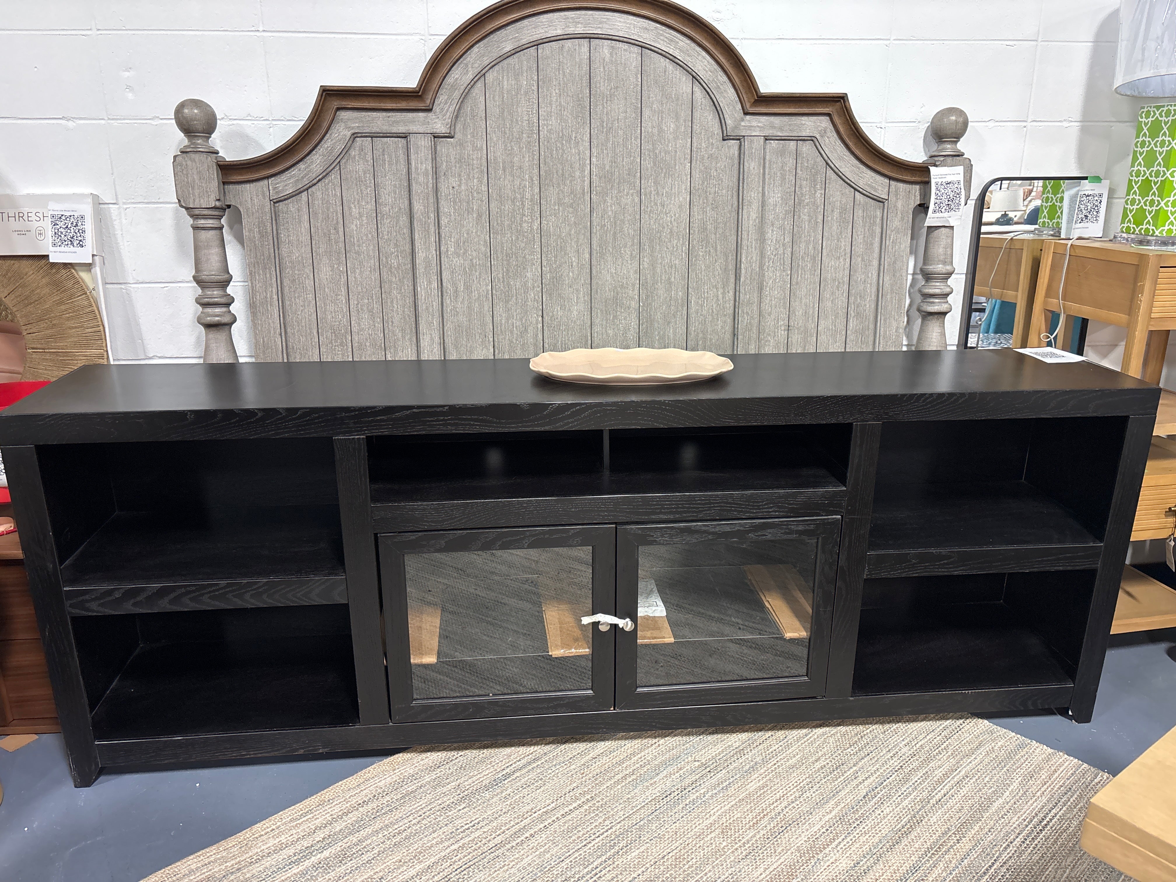 Legends 96″ Super Console SHOWROOM ITEM