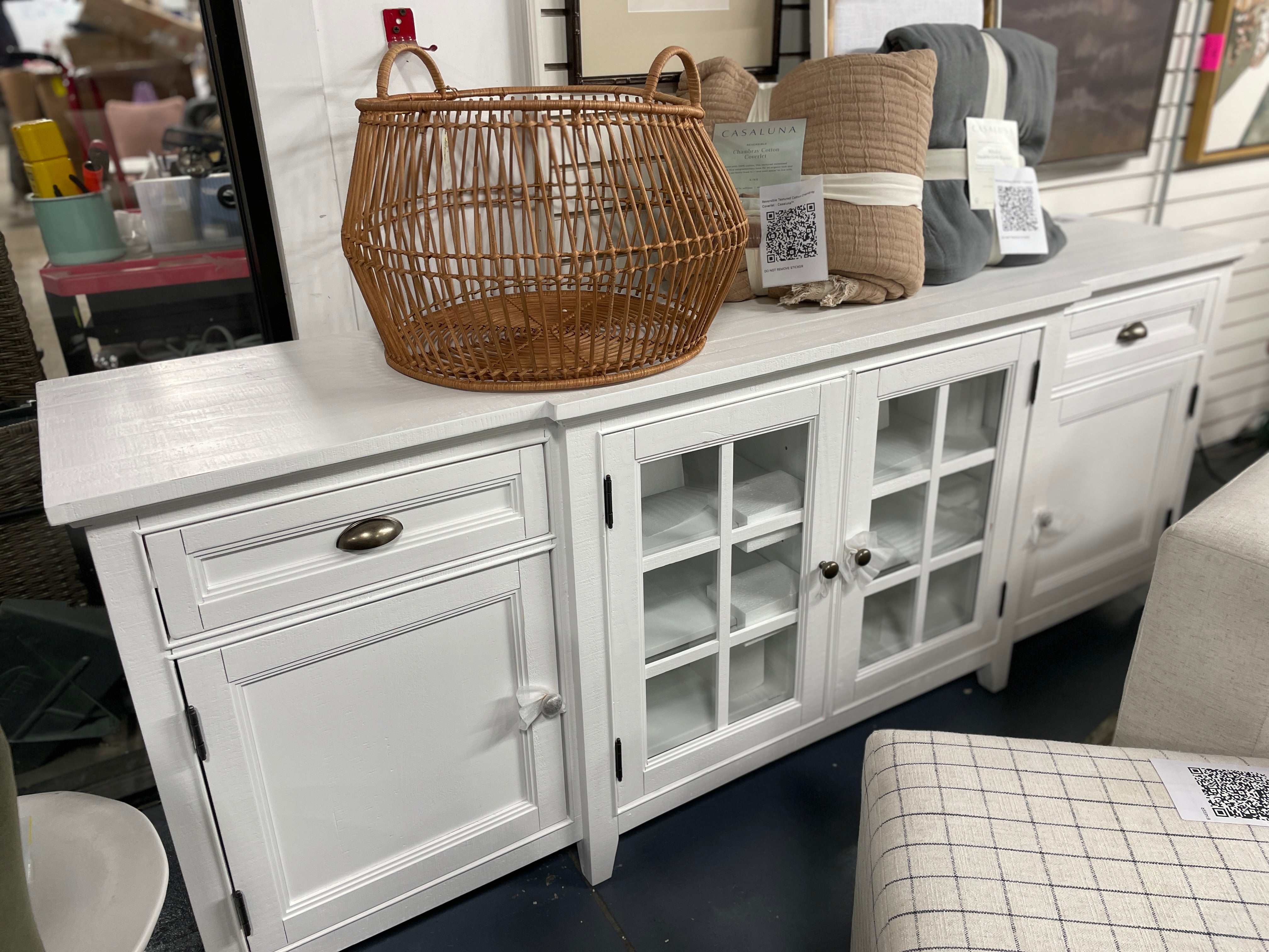 Magnussen Heron Cove 80" Entertainment Console SHOWROOM ITEM