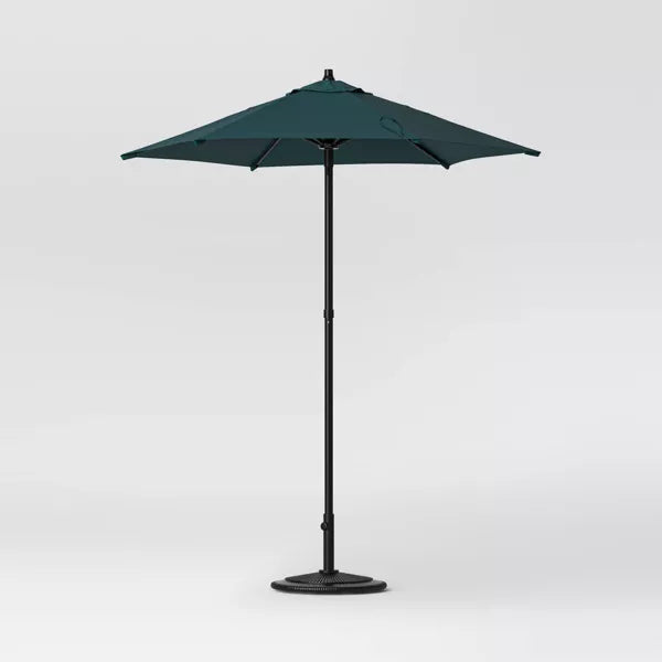 Round Outdoor Patio Market Umbrella with Black Pole