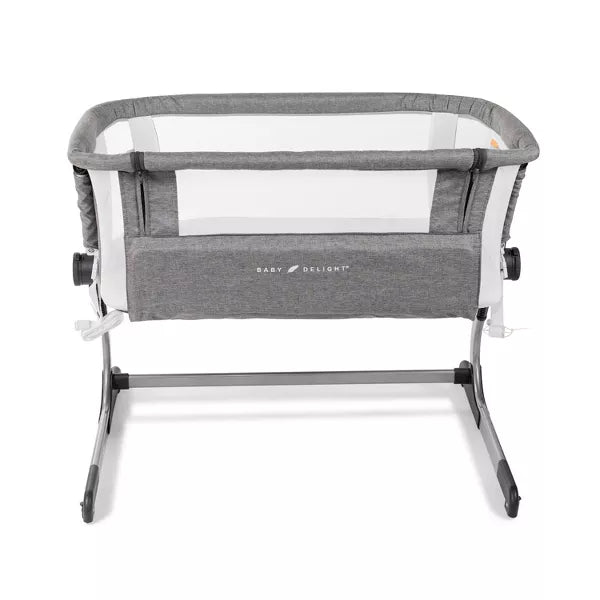Beside Me Dreamer Bassinet and Bedside Sleeper