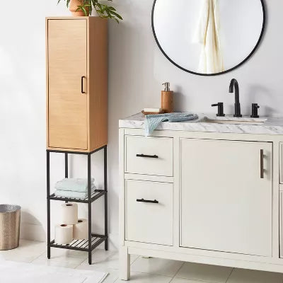 Mixed Material Bath Tall Tower