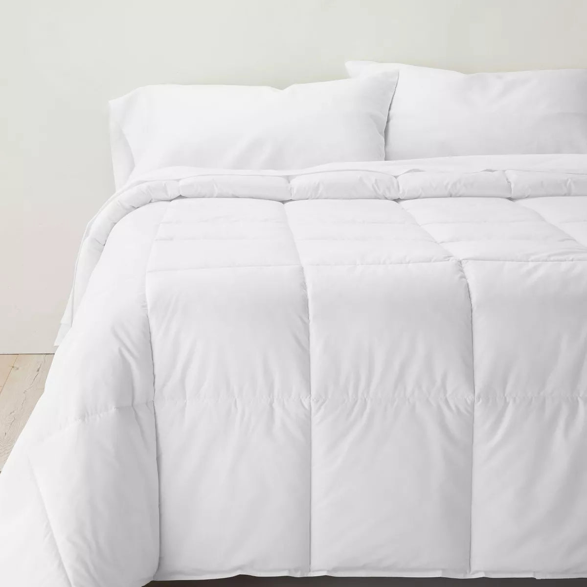 Premium Down Alternative Comforter Full/Queen