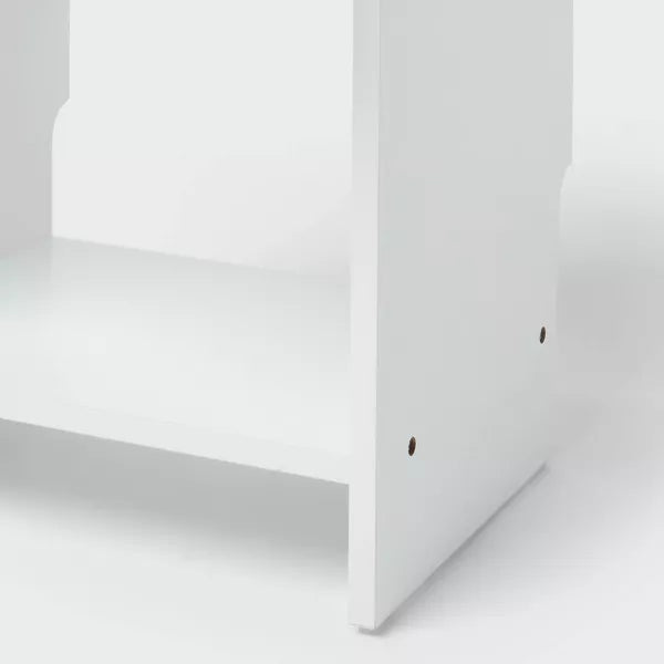 Laminate Collection Bath Short Tower