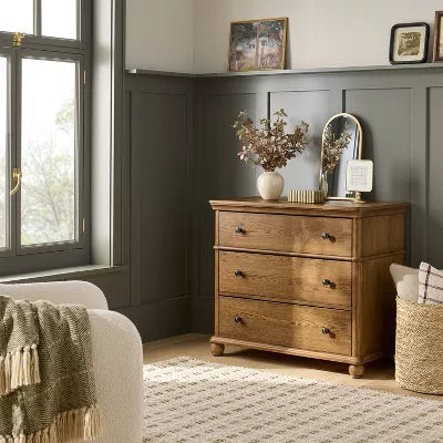3 Drawer Classic Vertical Dresser