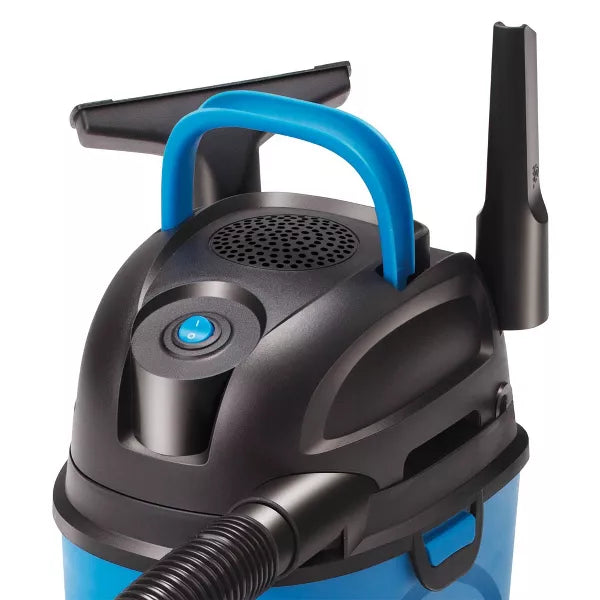 Wet/Dry Vac with Bonus Car Nozzle