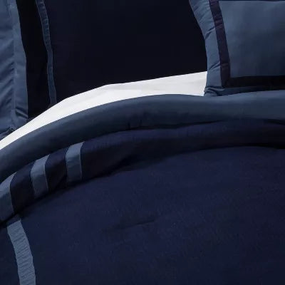 8pc Applique Border Comforter Bedding Set - Queen
