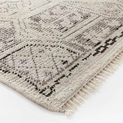Knolls Authentic Handknotted Distressed Persian Rug Gray/Ivory/Black - 5'x7'