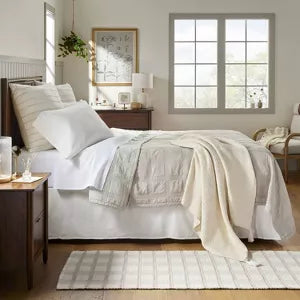 Grid Stitched Quilt Taupe/Green/Cream - King