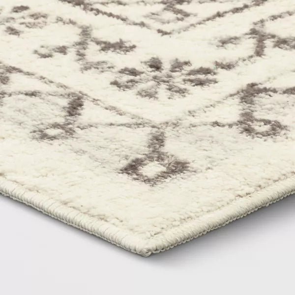 Washable Distressed Persian Accent Rug Cream 4' x 5'