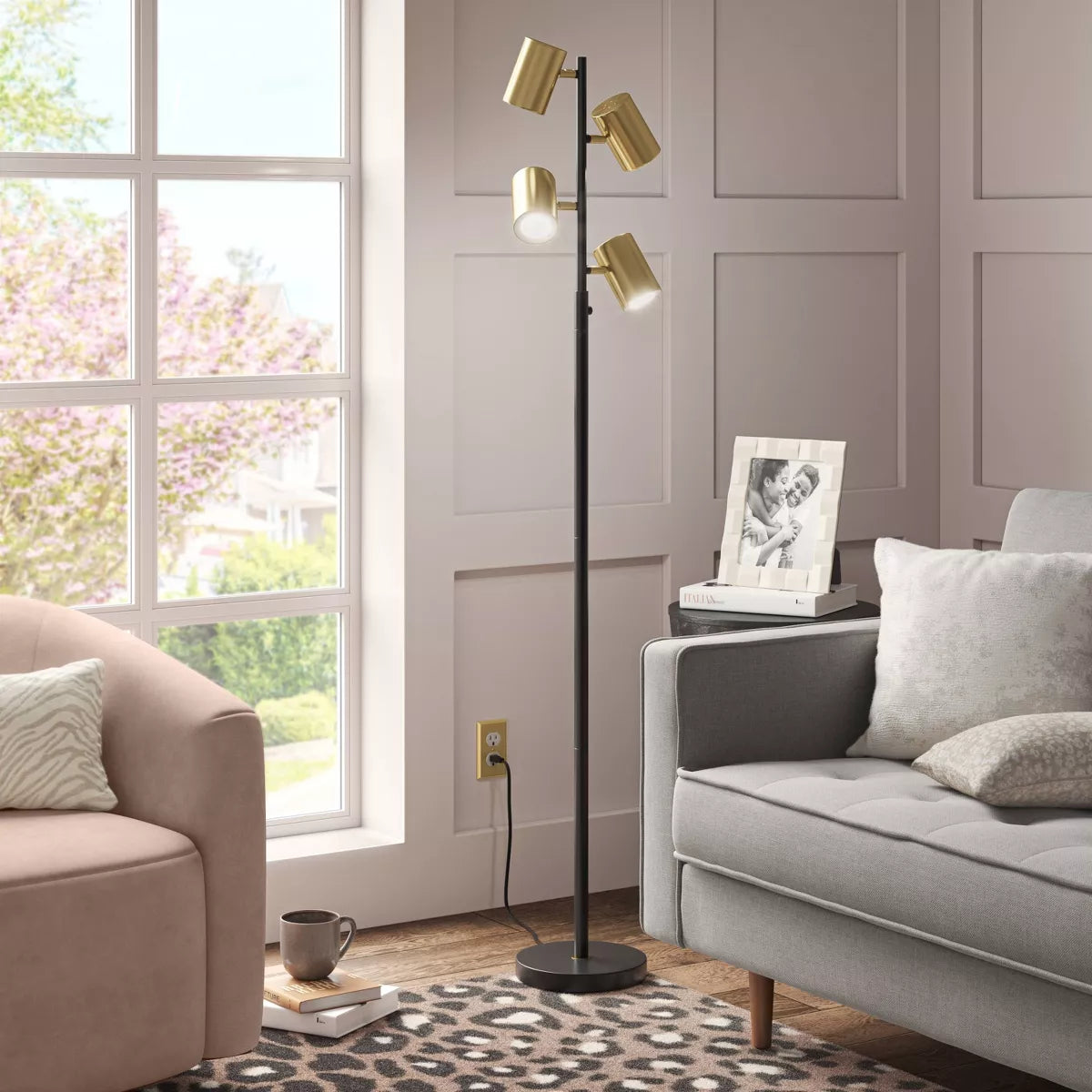 Dean Spotlight Floor Lamp Black/Brass: Touch Sensor, Adjustable Heads