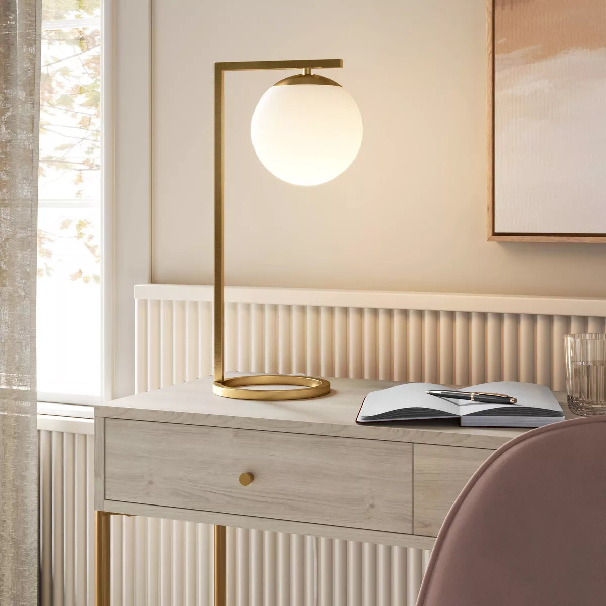 Globe Desk Lamp - White SHOWROOM ITEM
