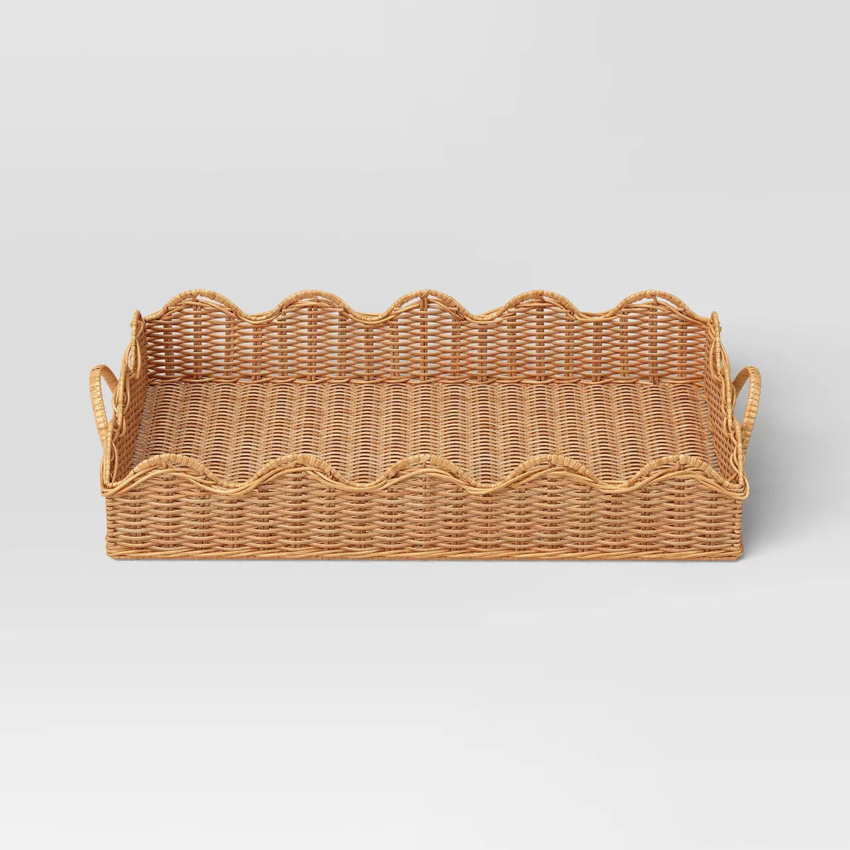 Scallop Wicker Tray SHOWROOM ITEM