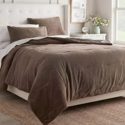 3pc Luxe Faux Fur Comforter and Sham Set - King