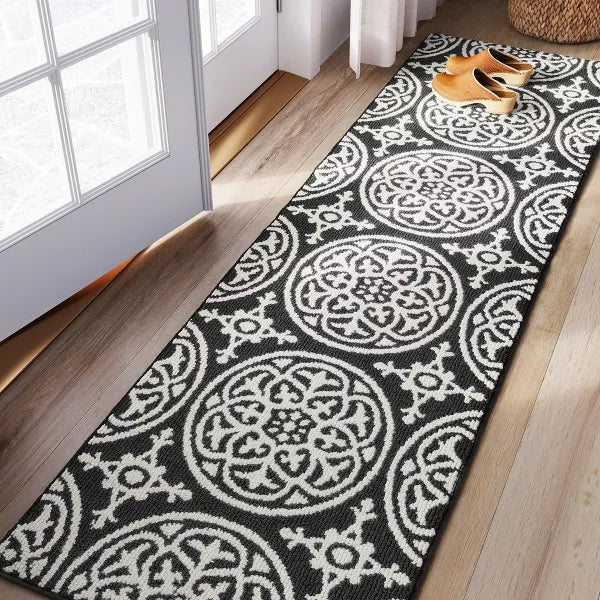 Medallion Washable Tufted And Hooked Rug 24"x 84"