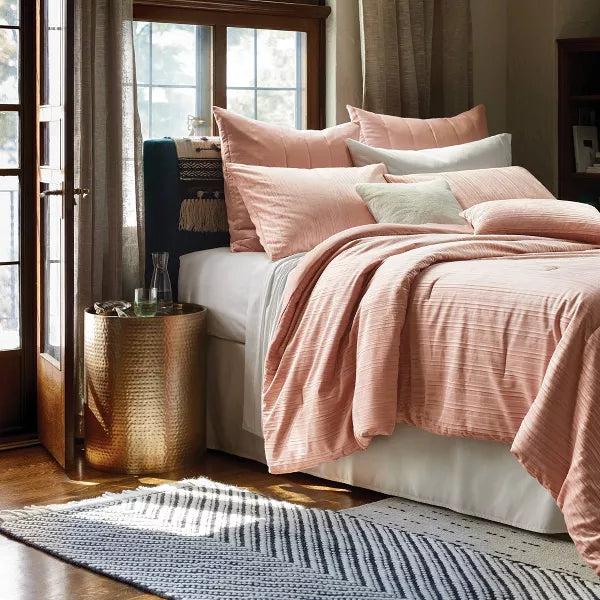 8pc Luxe Velvet Comforter Set Salmon Pink King