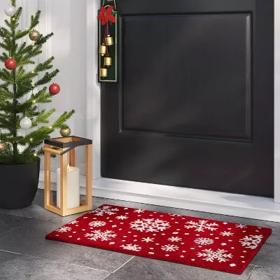 1'6"x2'6" Christmas Snowflakes Flocked Coir Doormat Red/White - Outdoor Medium Pile Rectangle Mat