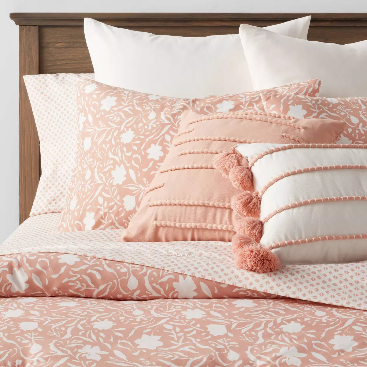 12pc Floral Boho Comforter & Sheets Set Terracotta Pink - King