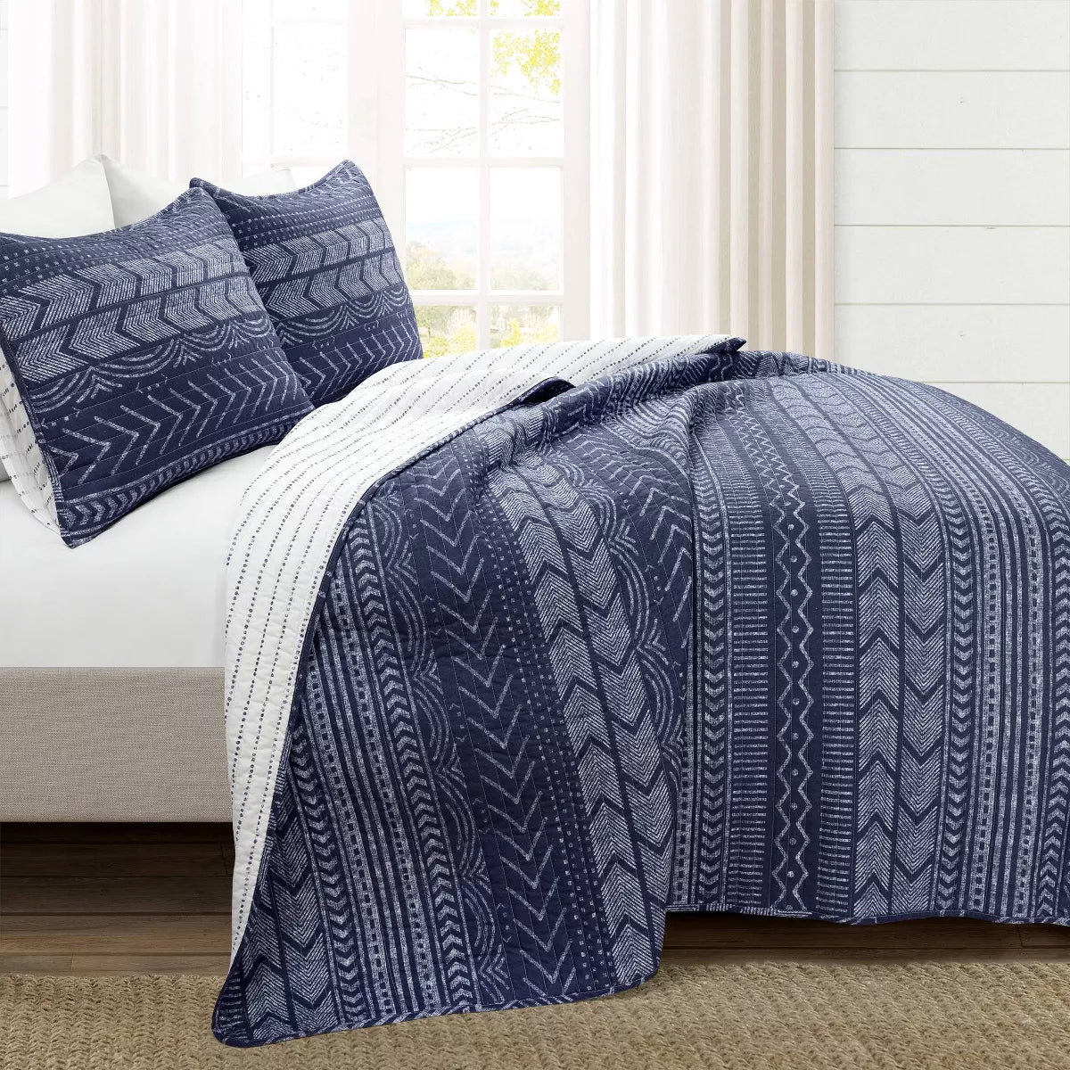 3pc Hygge Geo Reversible Cotton Quilt & Sham Set - King