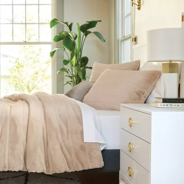 3pc Luxe Faux Fur Comforter and Sham Set, Full/Queen