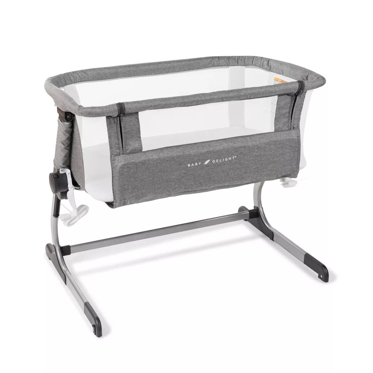 Beside Me Dreamer Bassinet and Bedside Sleeper