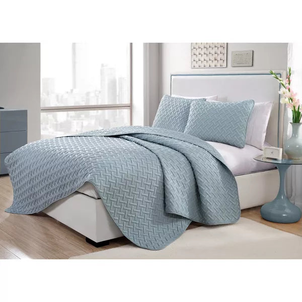 Nina Embossed Quilt Set King