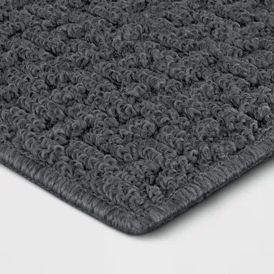 Washable Solid Machine Tufted Rug - 2'X7'
