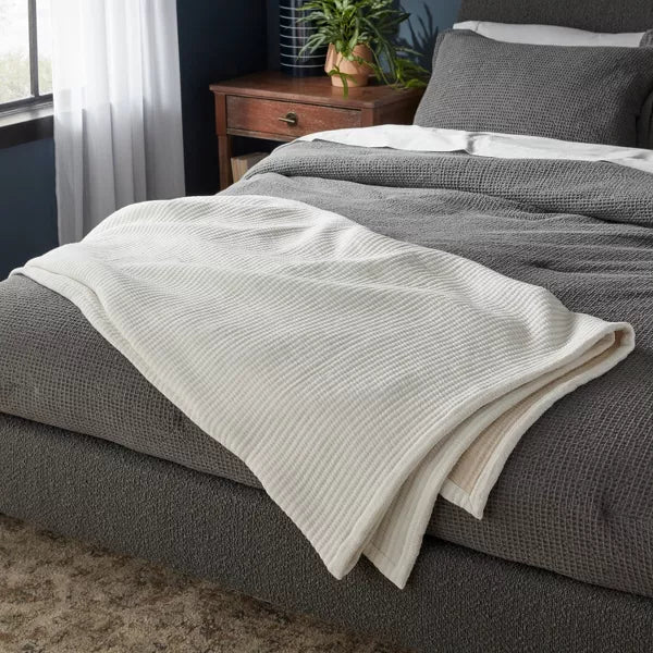 Matelassé Bed Blanket - King