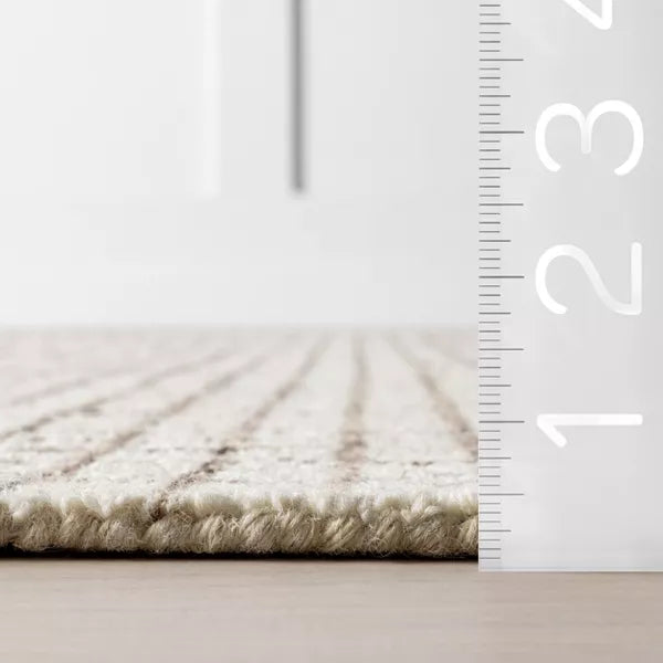 Nuloom Melrose Checked Wool Area Rug 6'x9'