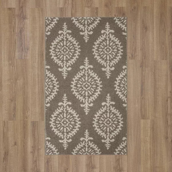Washable Paisley Tufted Rug 2'6"x4'