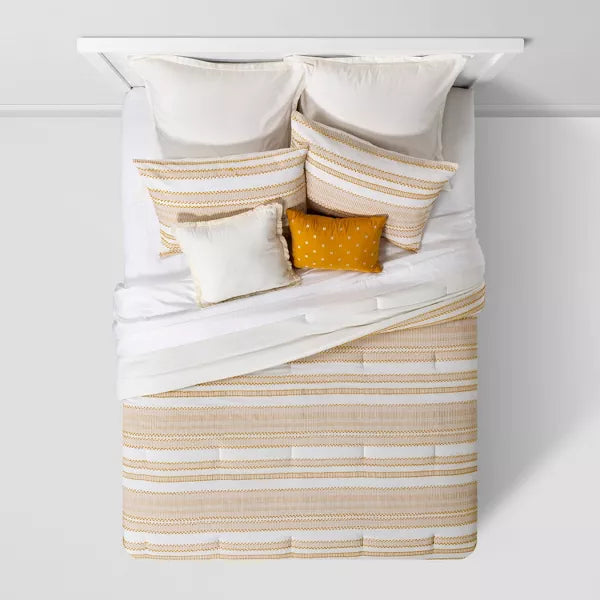 8pc Clipped Jacquard Stripe Comforter Bedding Set - Queen