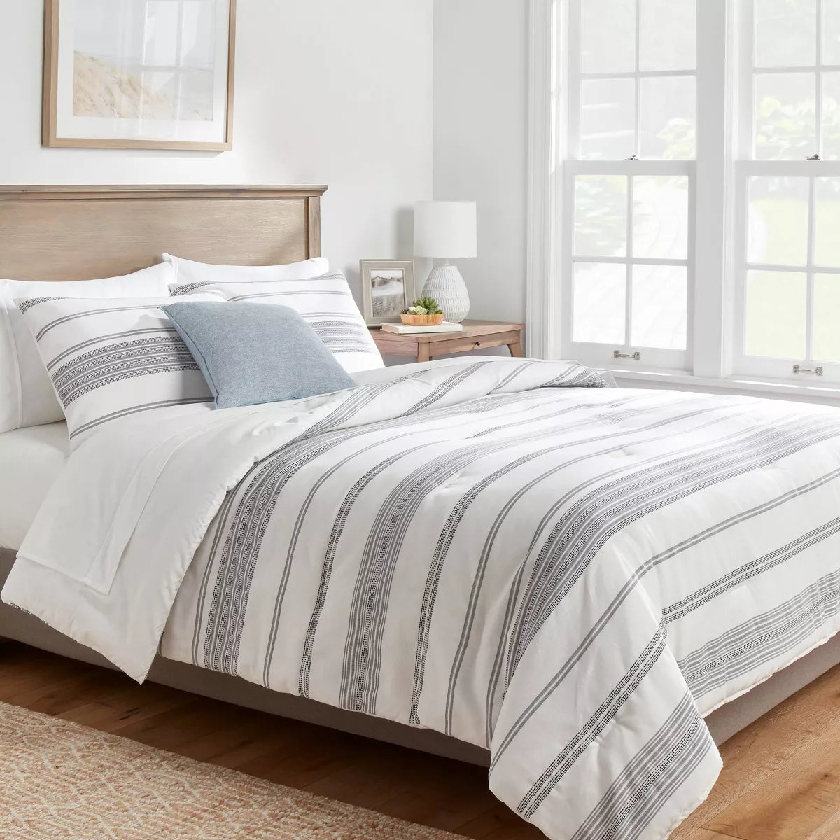 Cotton Woven Stripe Comforter & Sham Set - King