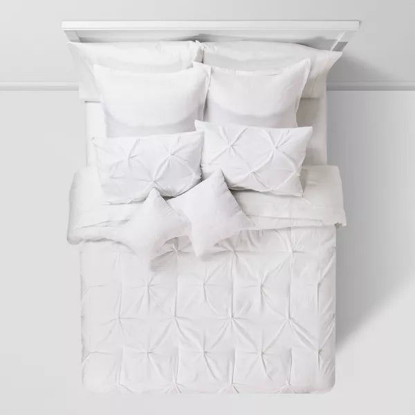 8pc Pinch Pleat Comforter Bedding Set - Queen