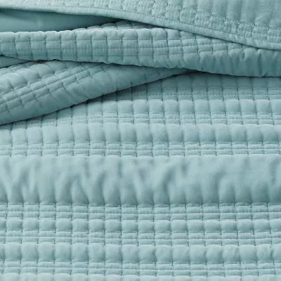 Lofty Velvet Quilt Light Teal Blue OEKO-TEX Certified, Machine Washable, Polyester Fill - Full/Queen