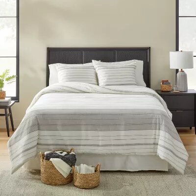 Alternating Pinstripe Comforter & Sham Set Gray/Cream - King