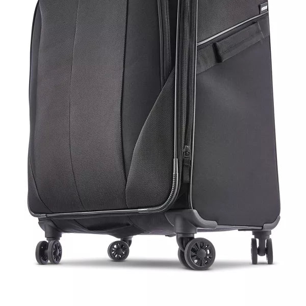 Phenom Softside Large Checked Spinner Suitcase