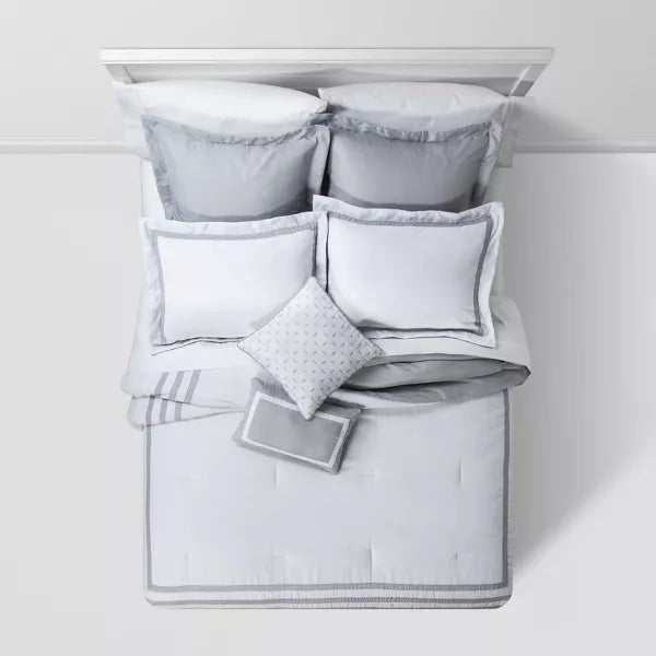 8pc Applique Border Comforter Bedding Set - King