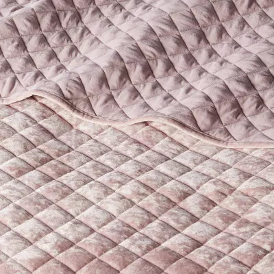 Luxe Diamond Stitch Velvet Quilt - King