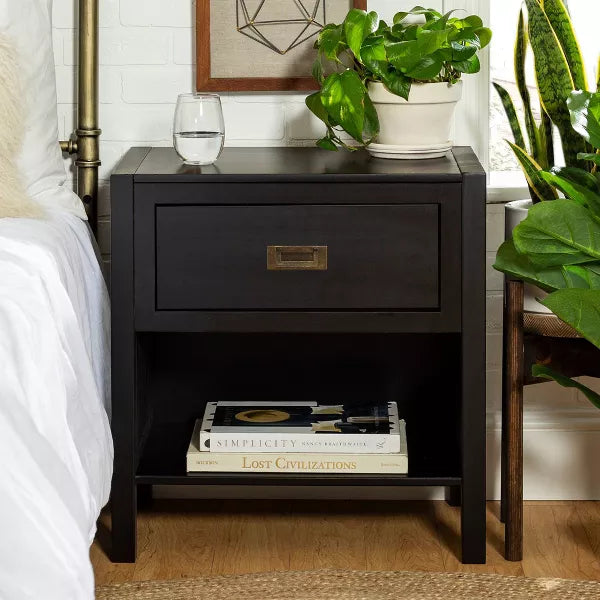 Single Drawer Classic Bedside Table Nightstand