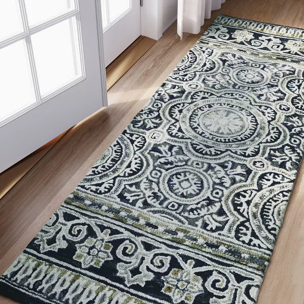 Floral Belfast Tufted Rug 2'3"x7'