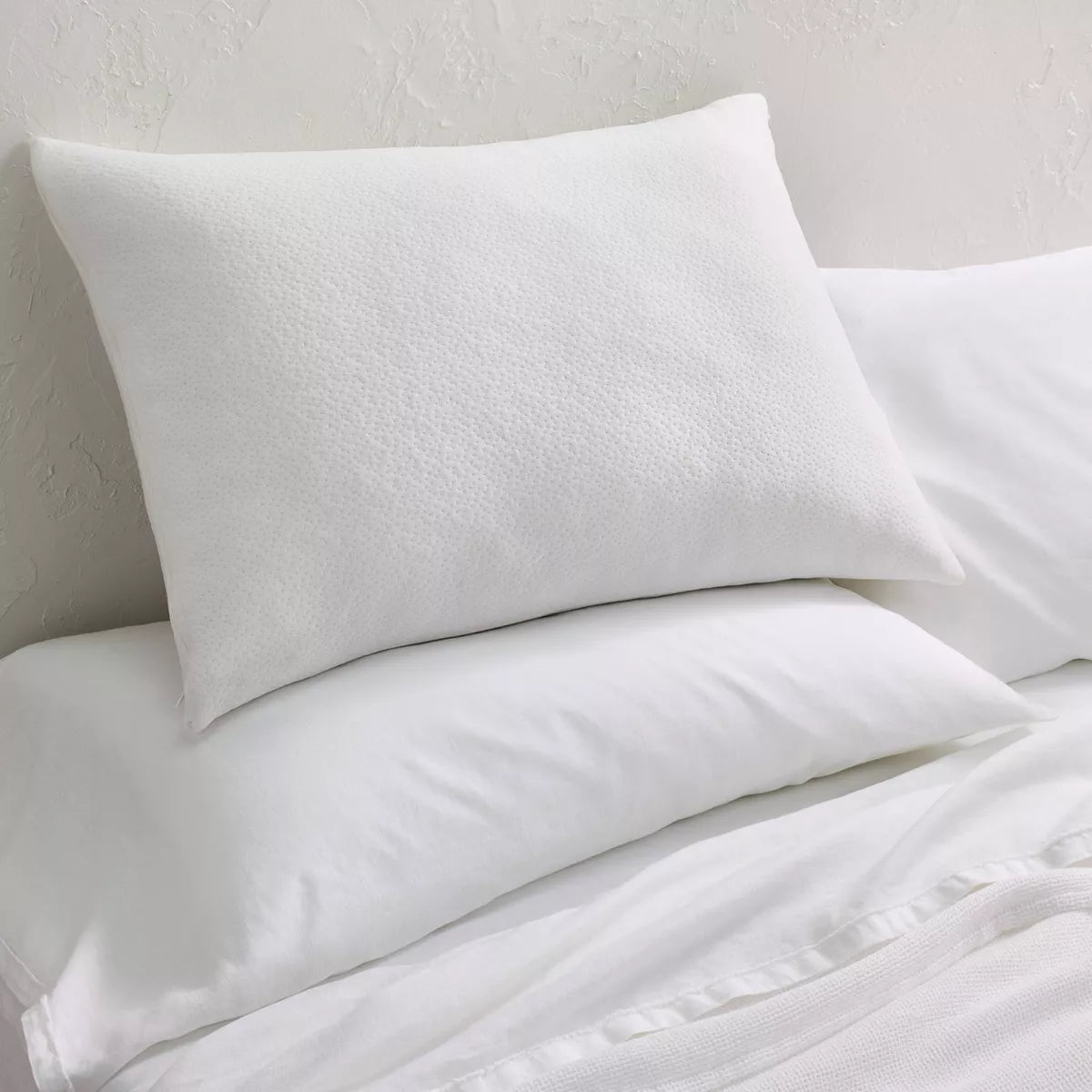 Memory Foam & Down Alternative Bed Pillow