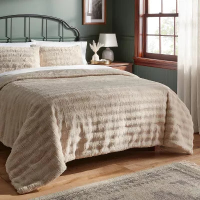 Luxe Sculpted Faux Fur Comforter and Sham Set - Full/Queen
