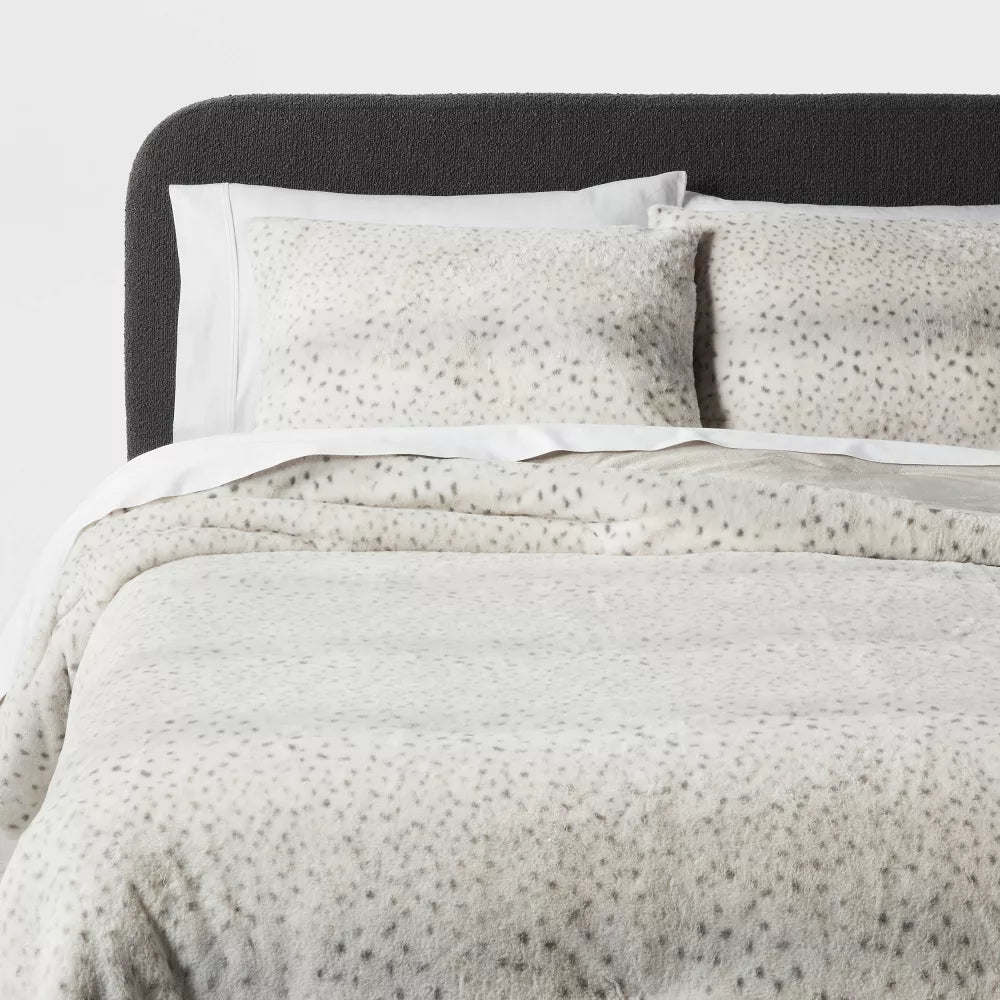 3pc Luxe Faux Fur Comforter and Sham Set - King