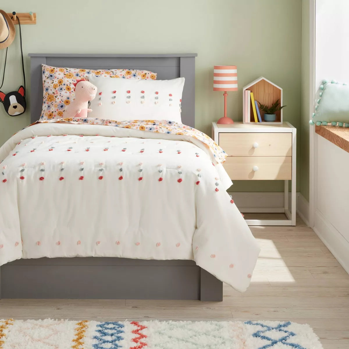 (TWIN) 2pc Pom Kids' Comforter Set SHOWROOM ITEM