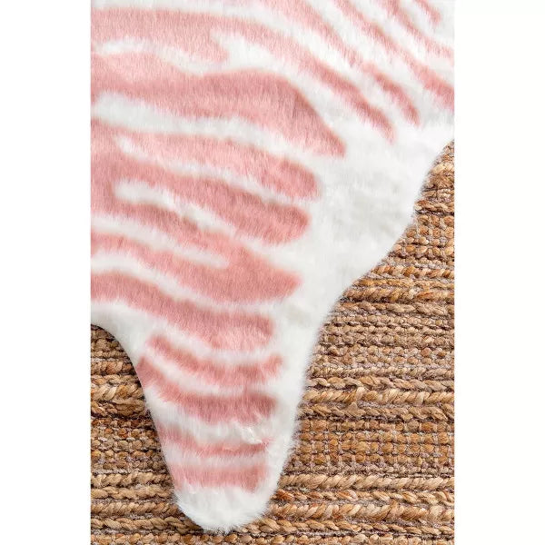 Alyssa Animal Shaped Indoor Area Rug, Pink/Ivory