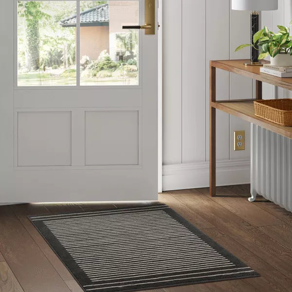 2'6"x4' Washable Knitted Stripe Accent Rug
