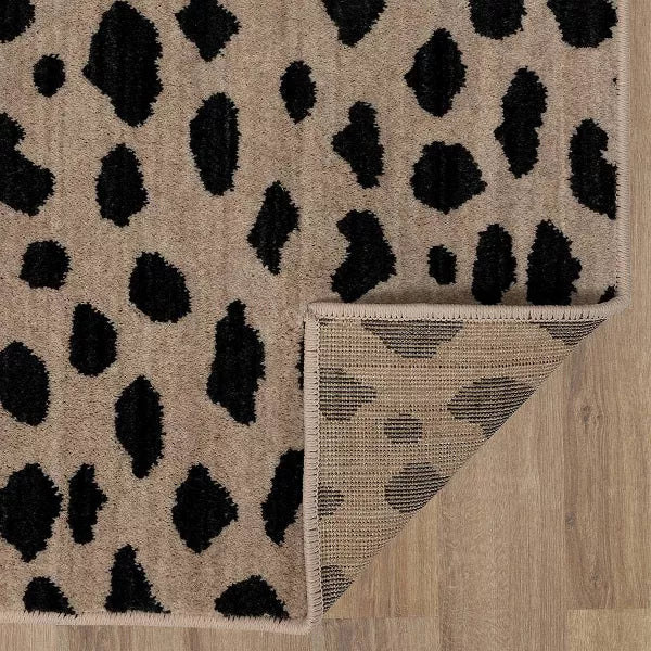 Daffodil Leopard Print Woven Rug 2'4"x7