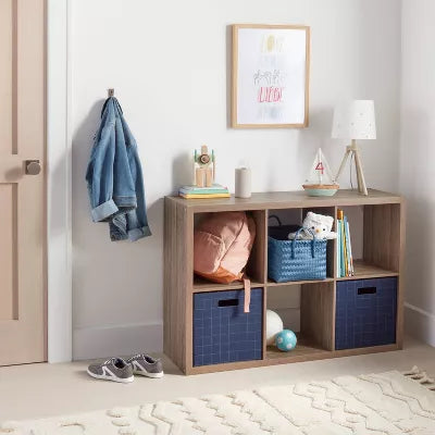 6  Cube Organizer