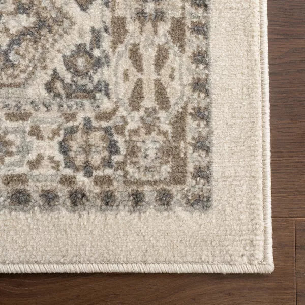 Becca Traditional Tiled Area Rug - 6' 7" x 9'