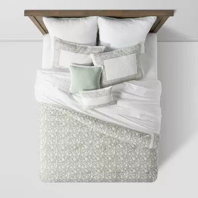 8pc Printed Floral with Border Comforter Set Green - Queen