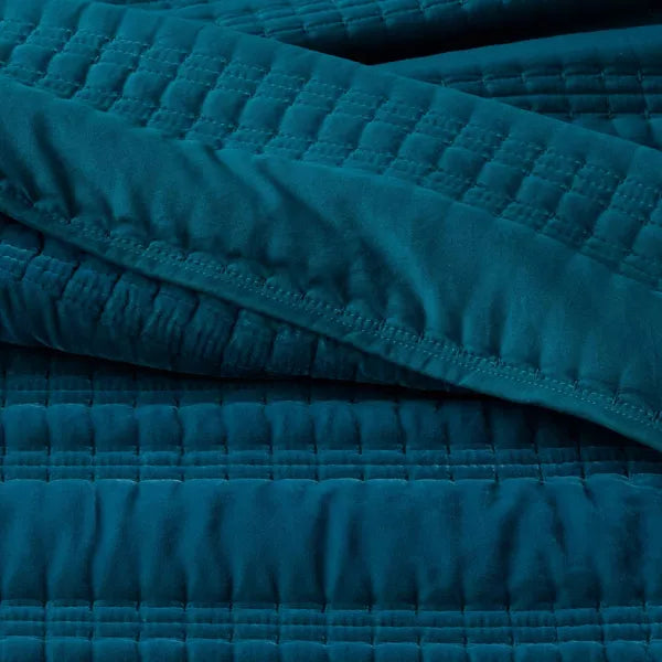 Full/Queen Lofty Velvet Quilt Dark Teal Blue - Machine Washable, OEKO-TEX Certified, Polyester Fill